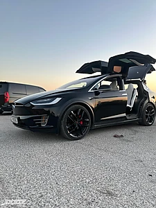 Tesla Model X 2018 for sale in Amman
