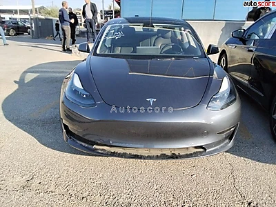 Tesla Model 3 2022 for sale in Zarqa-freezone