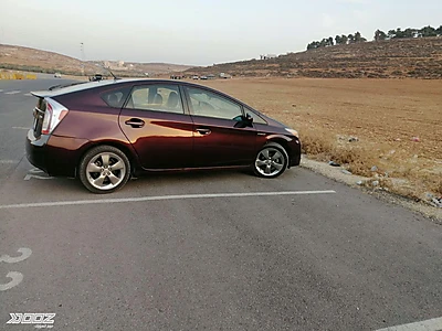 Toyota Prius 2013 for sale in Amman