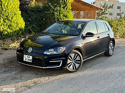 VW E-Golf 2016 for sale in Amman