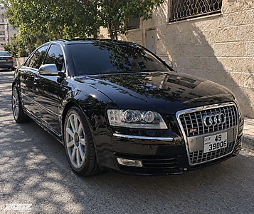 أودي A8 2009 للبيع في عمان