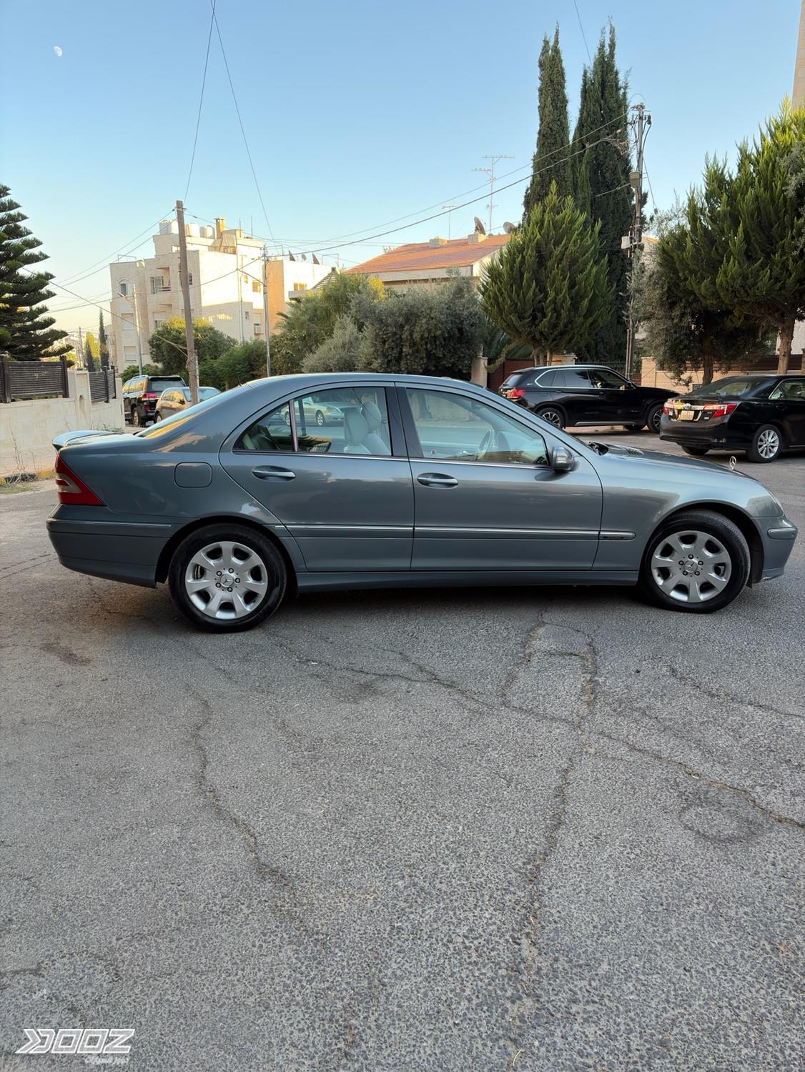 Mercedes C200 K 2006 for sale in Amman