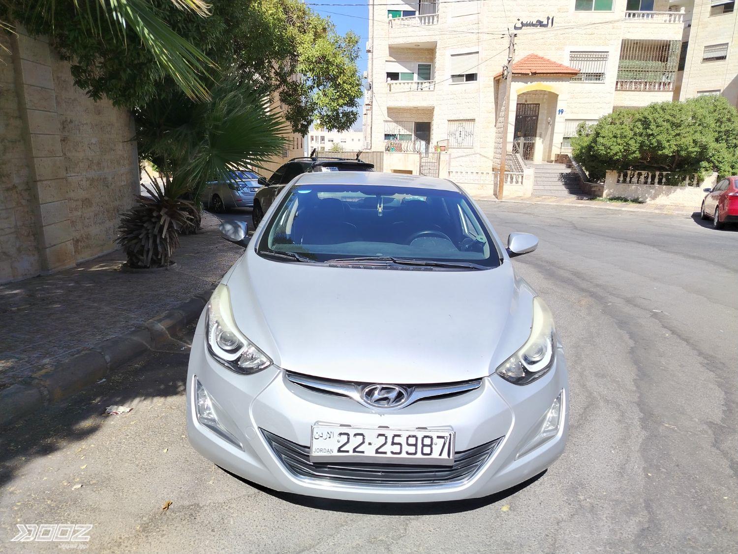 هيونداي Avante 2014 للبيع في عمان