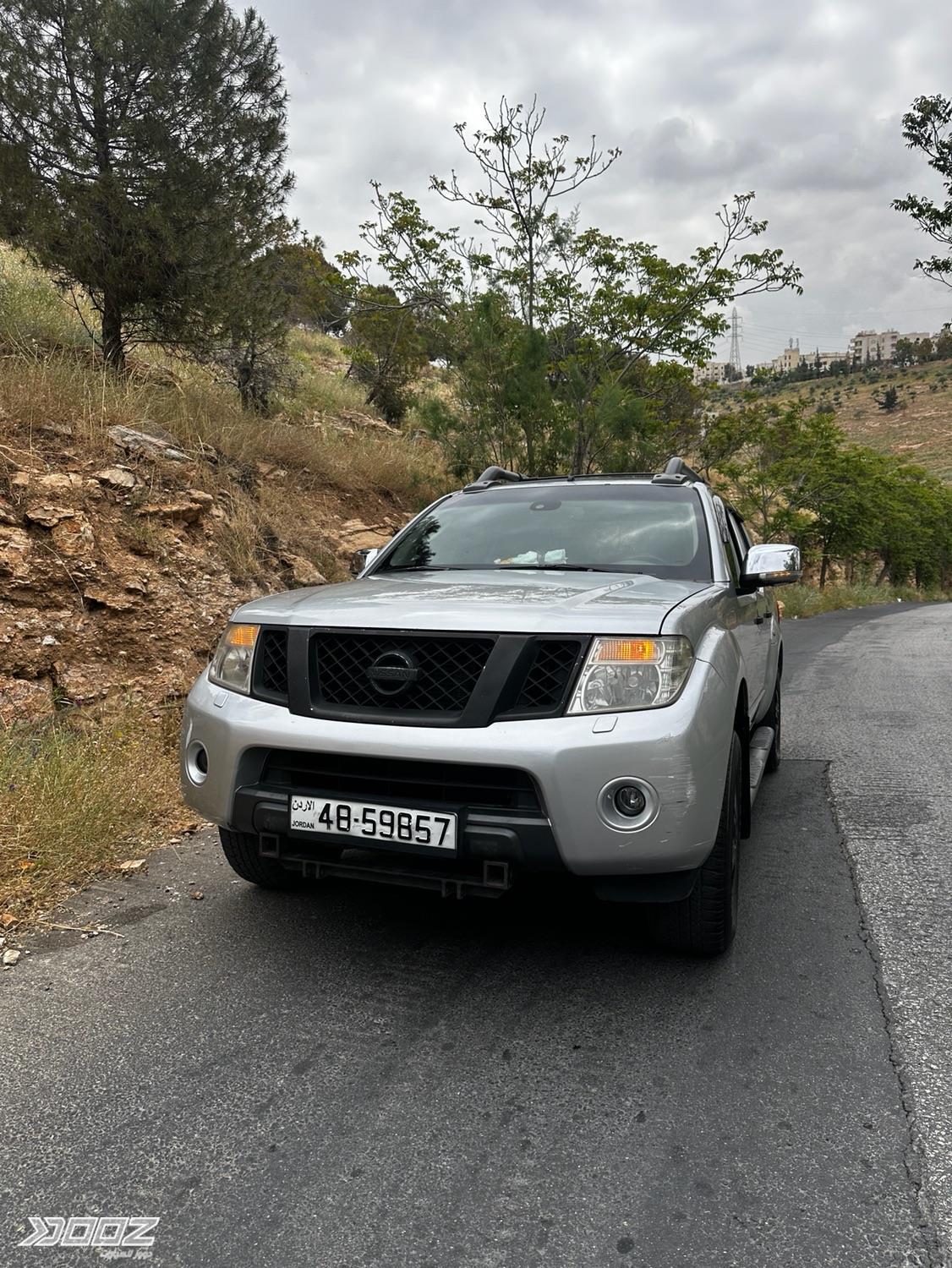 Nissan Navara 2010 for sale in Amman