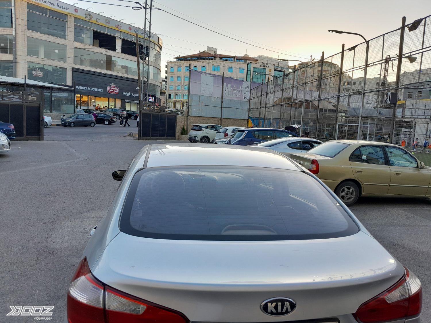 كيا Cerato 2015 للبيع في عمان
