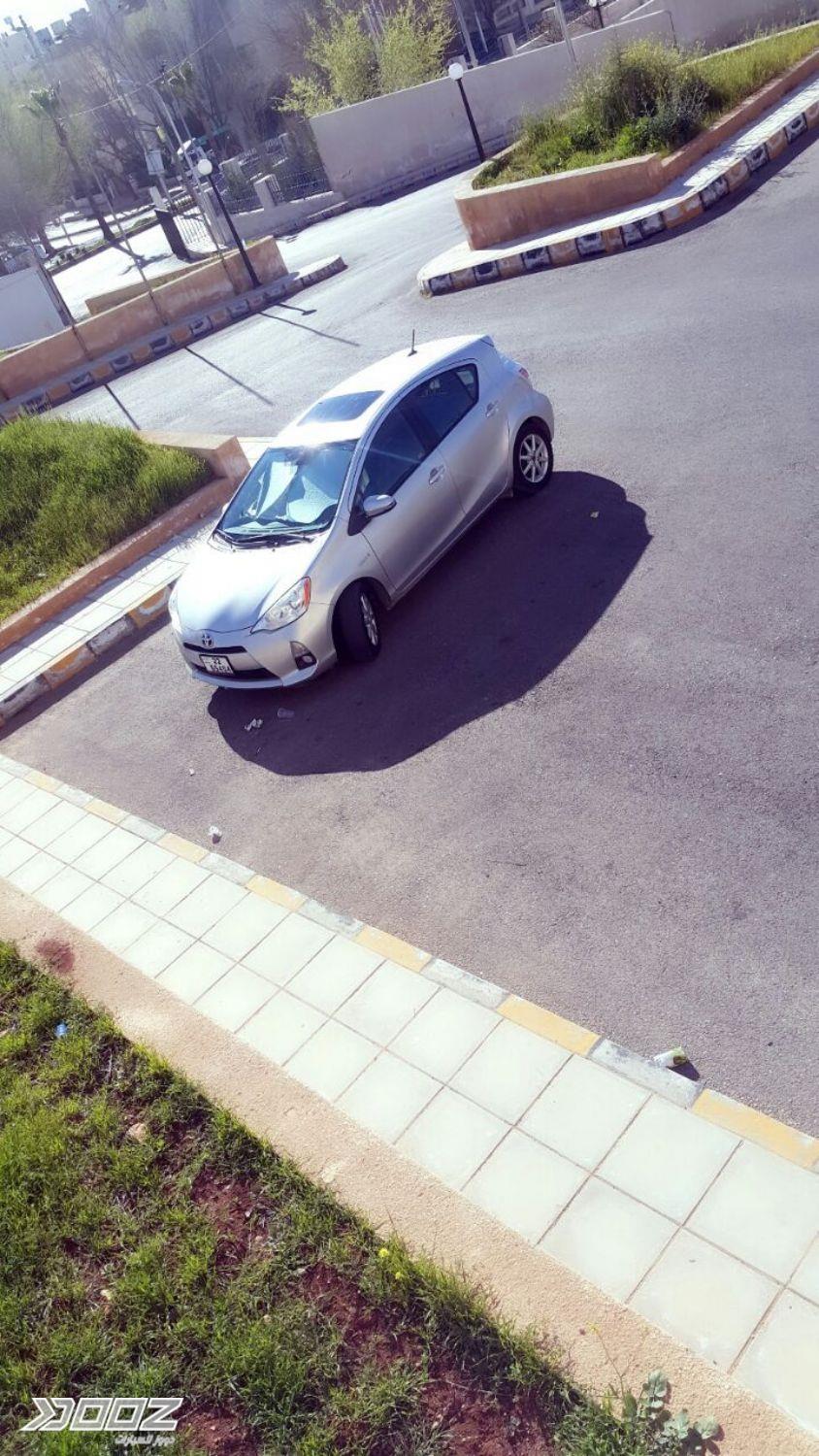 Toyota Prius C 2013 for sale in Amman