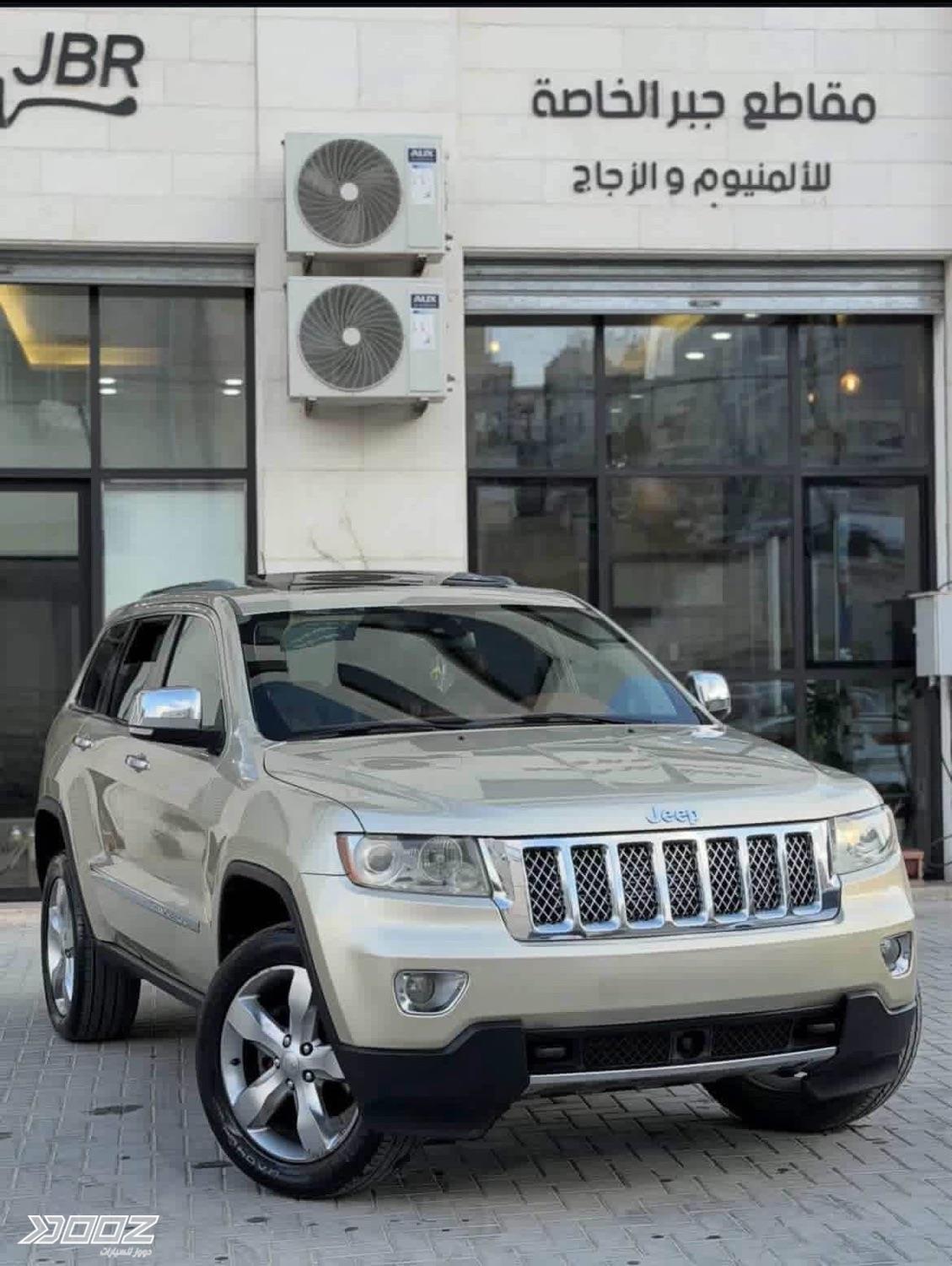 Jeep Grand Cherokee 2011 for sale in Amman