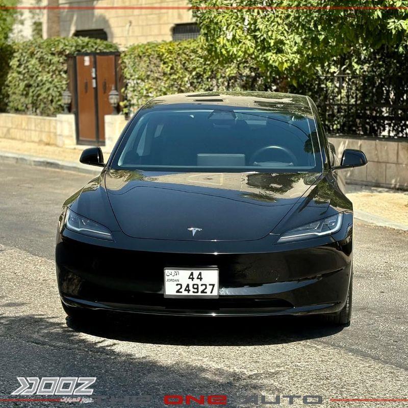 تيسلا موديل 3 2024 للبيع في عمان