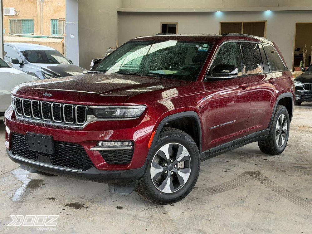 Jeep Grand Cherokee 2023 للبيع في الزرقاء-المنطقة الحرة