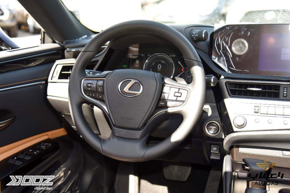 Lexus ES300H 2025 for sale in Amman