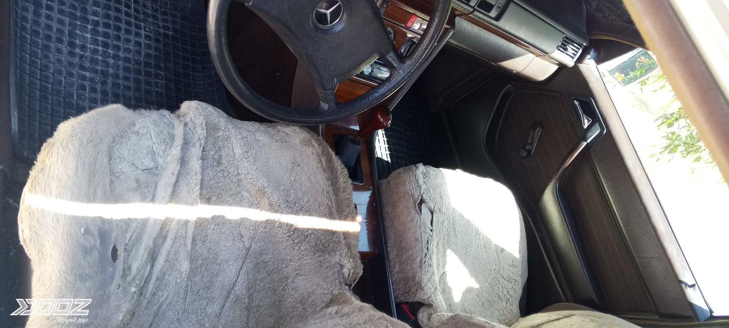 Mercedes E200 1989 for sale in Amman