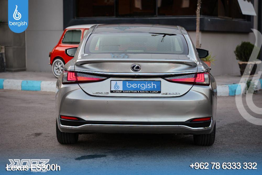 Lexus ES300H 2019 for sale in Irbid