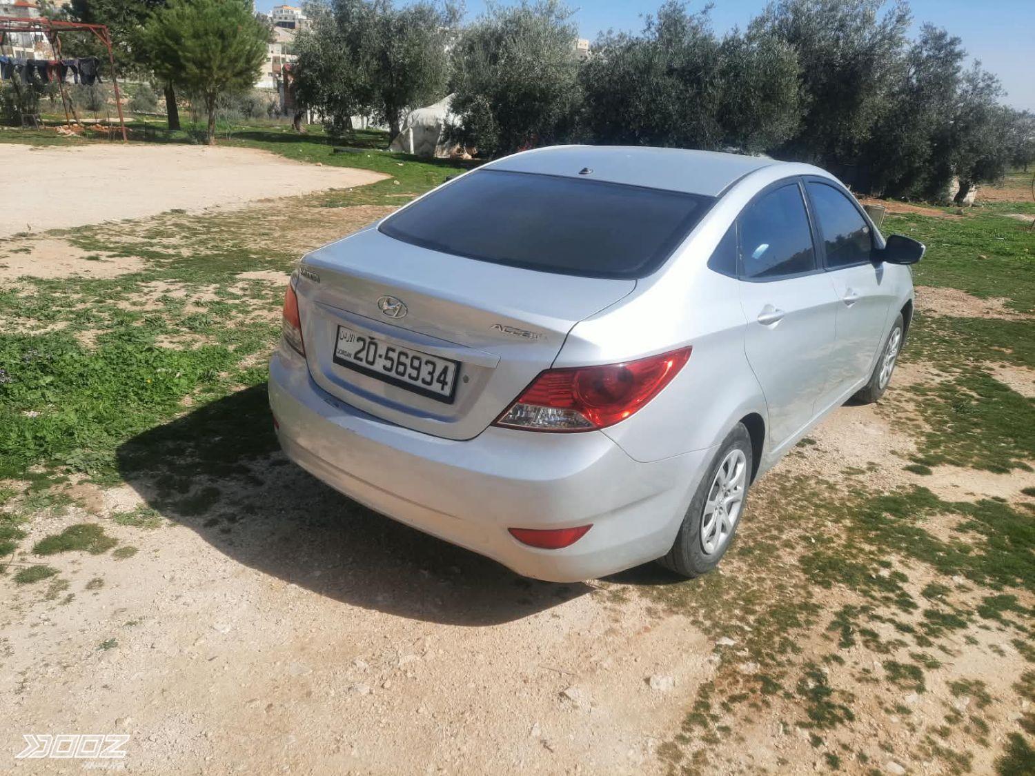 Hyundai Accent 2012 for sale in Mafraq
