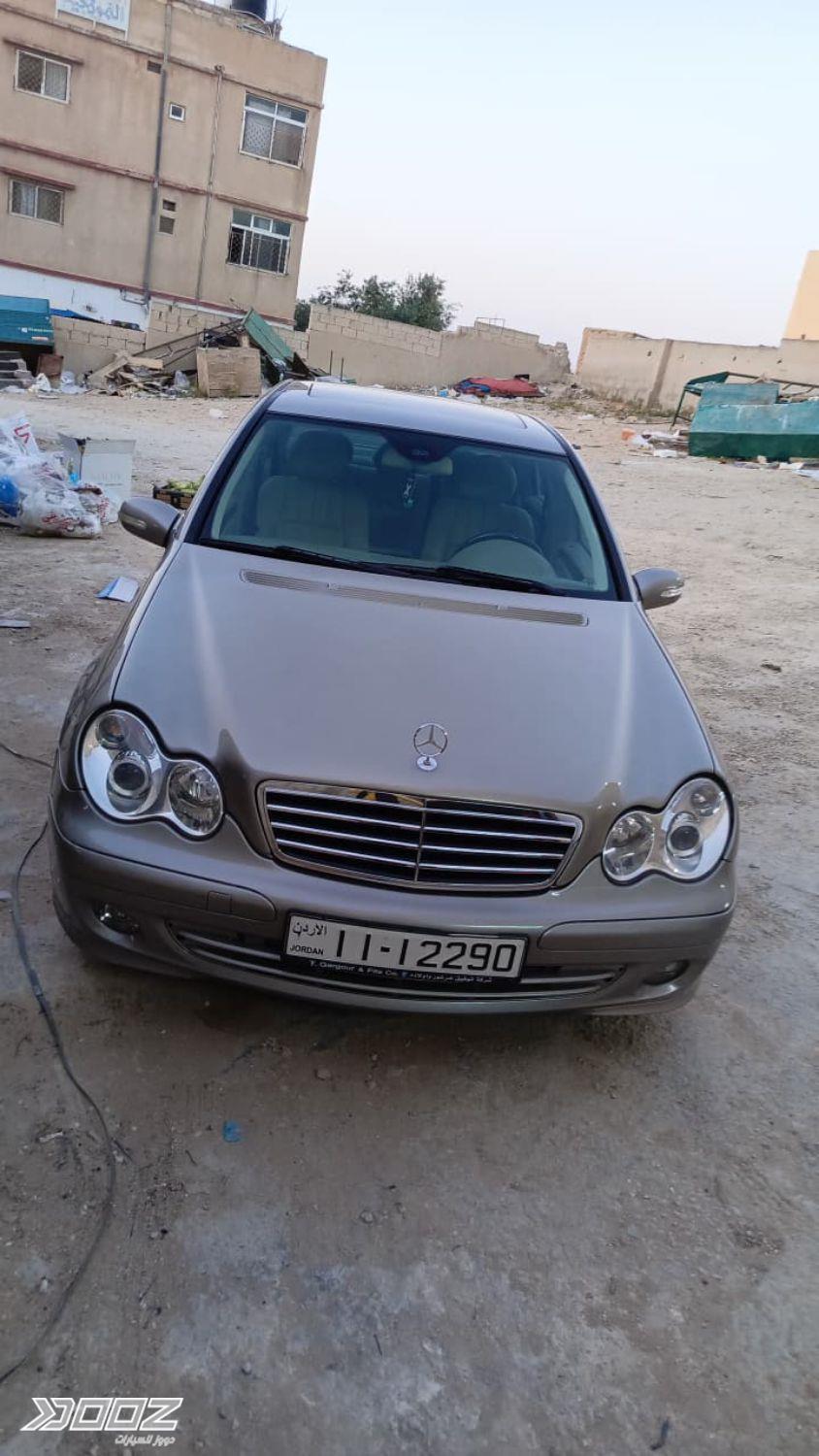 مرسيدس سي 200 كي 2005 للبيع في الزرقاء