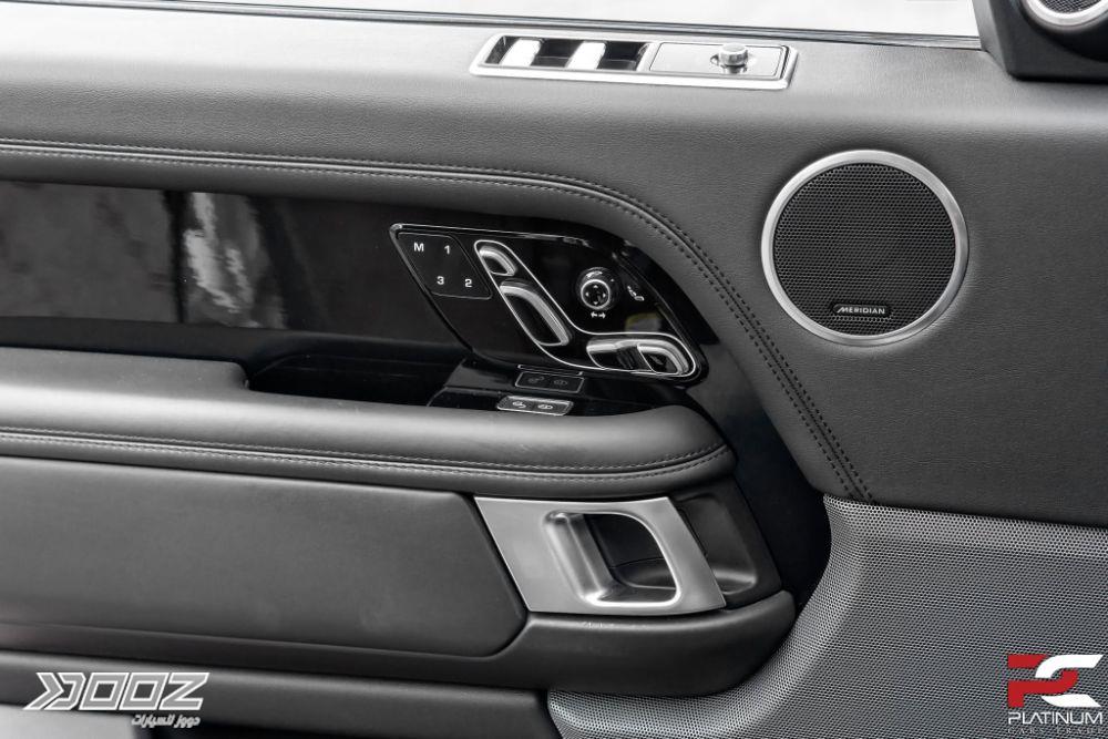 Land Rover Range Rover Vogue P400e 2020 للبيع في عمان