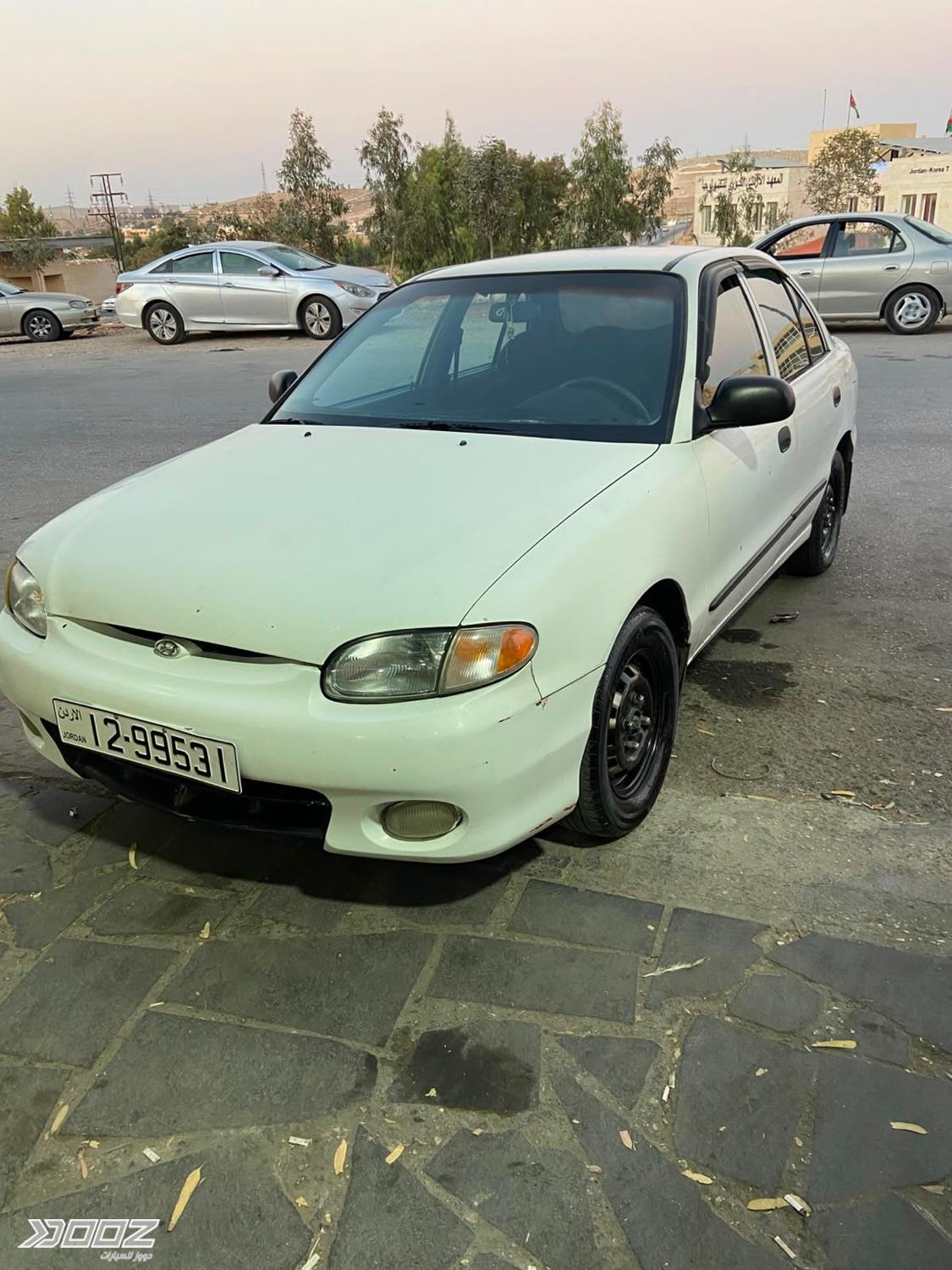 هيونداي Accent 1998 للبيع في الزرقاء