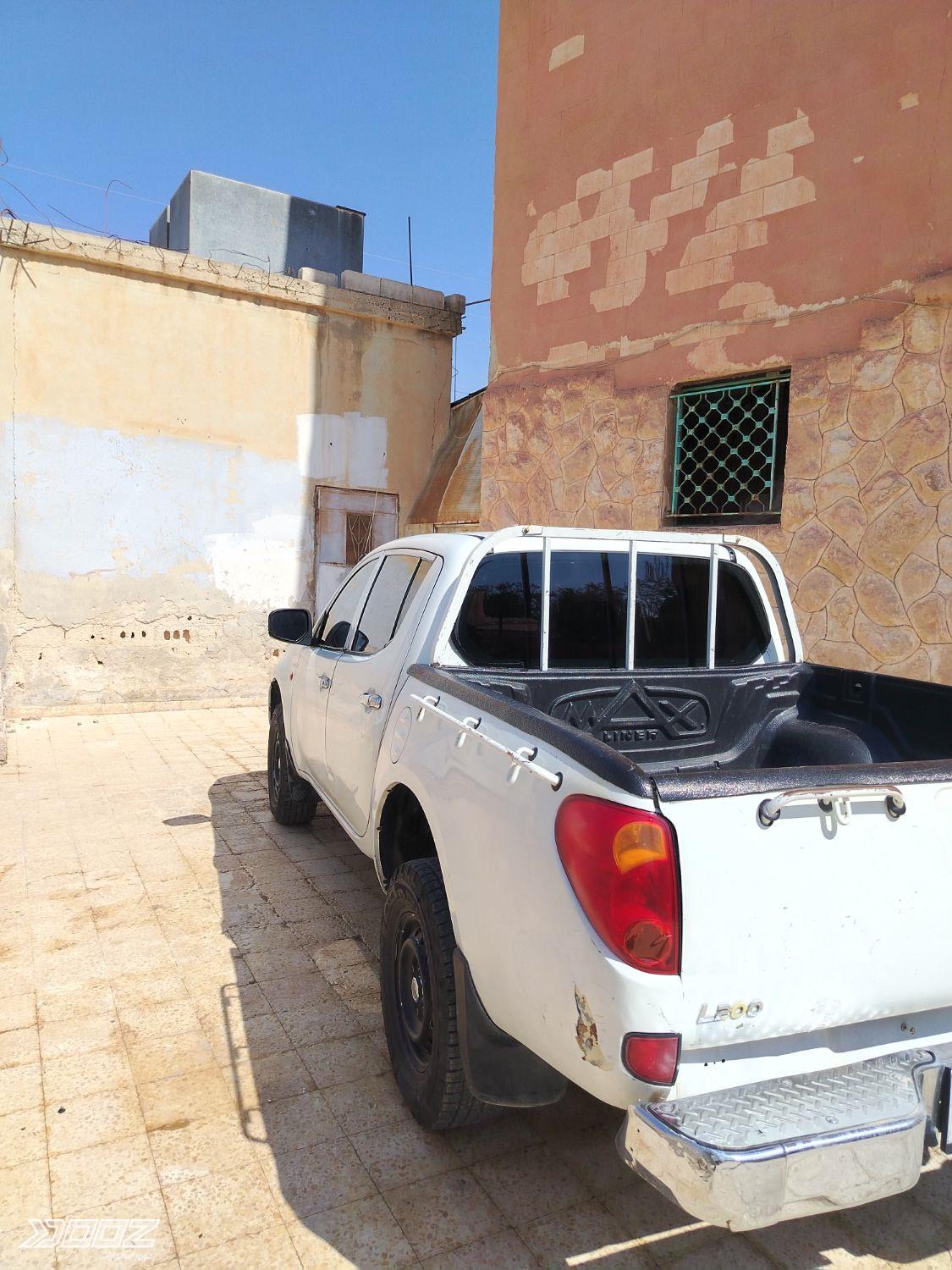 ميتسوبيشي L200 2009 للبيع في المفرق