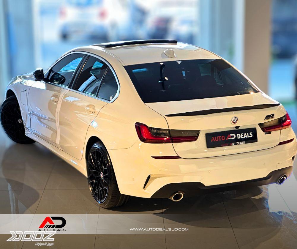 بي إم دبليو 320e 2022 للبيع في عمان
