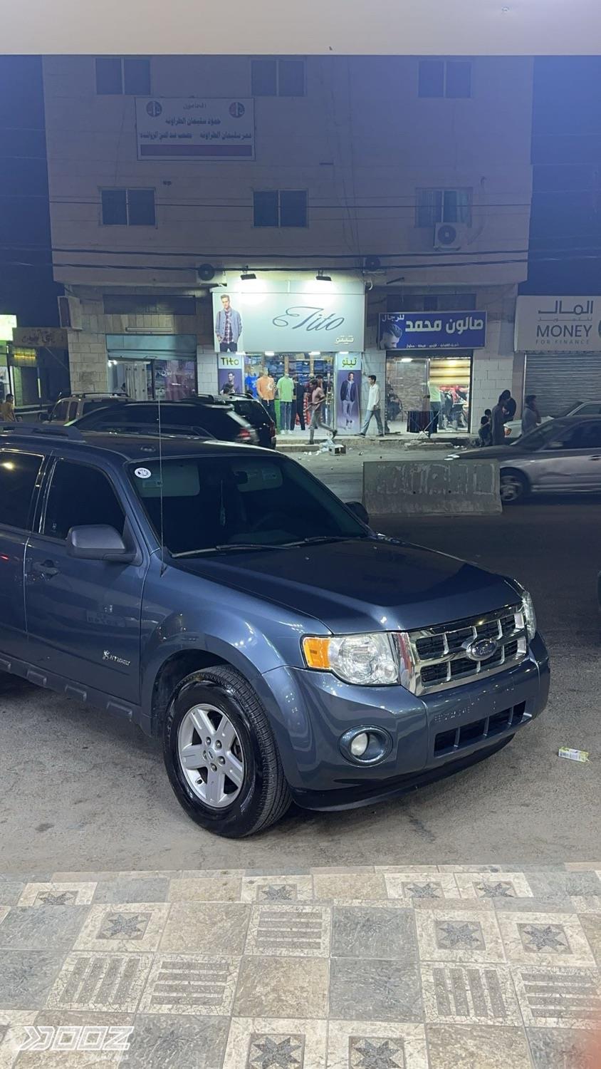Ford Escape 2010 for sale in Al Karak