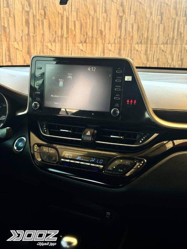 Toyota C-HR 2021 for sale in Zarqa-freezone