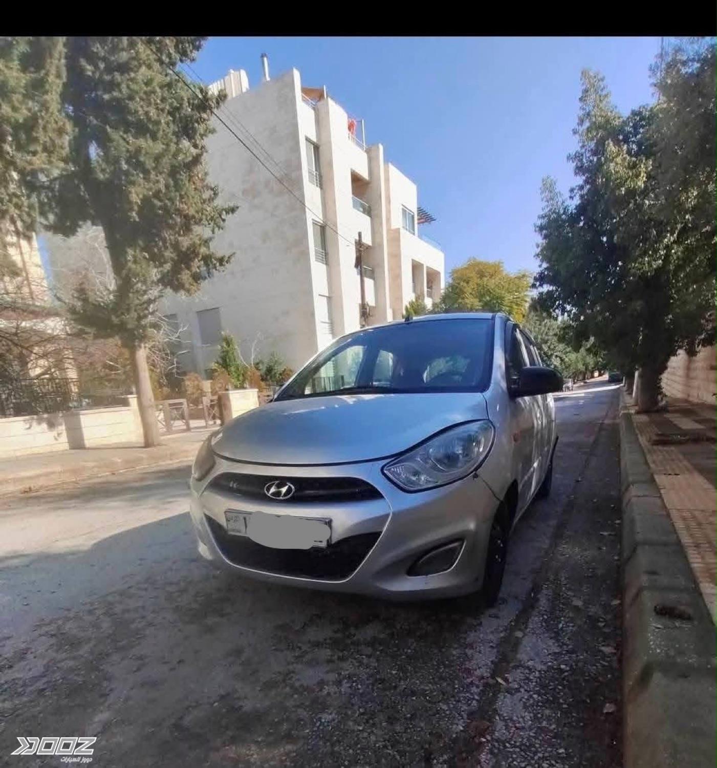 Hyundai i10 2011 for sale in Amman