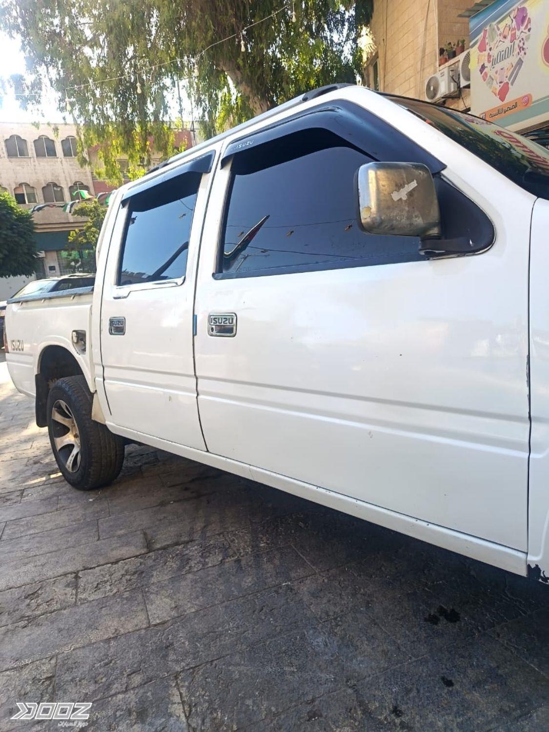 إيسوزو كي بي 2002 للبيع في جرش