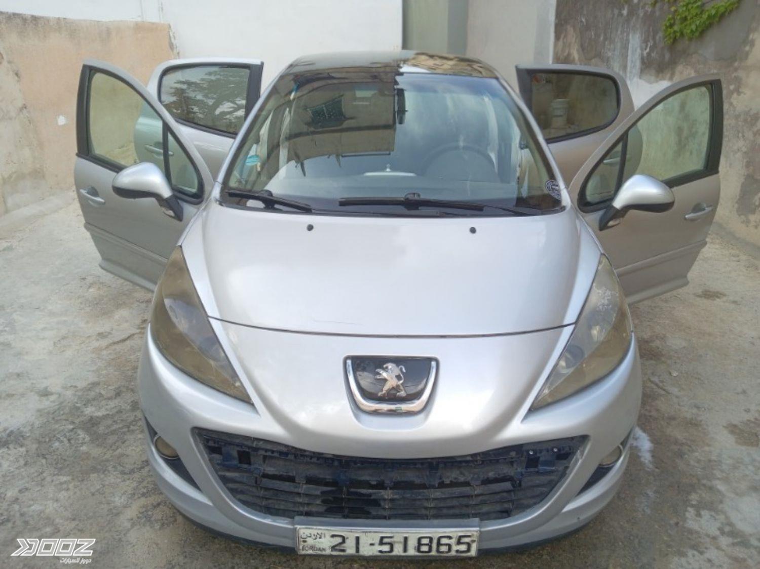 Peugeot 207 2012 for sale in Amman