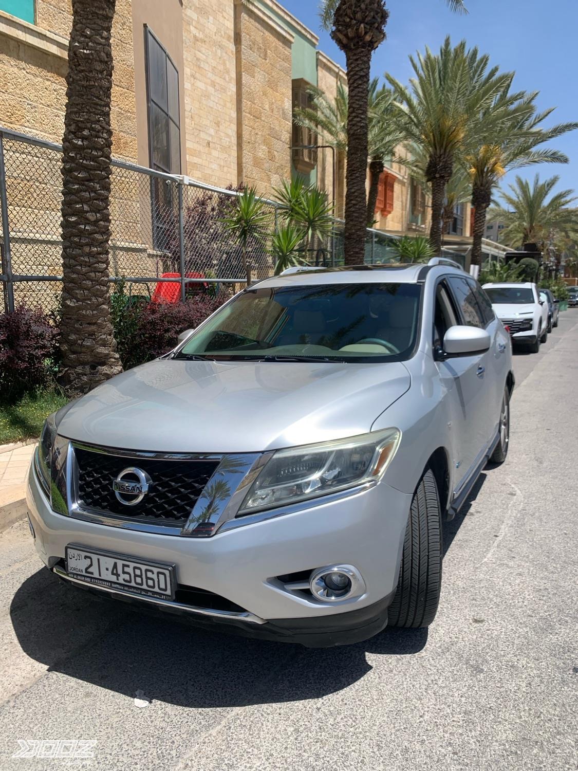 Nissan Pathfinder 2014 for sale in Amman