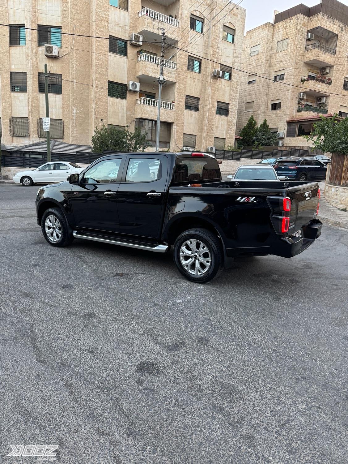 ISUZU D-Max 2024 for sale in Amman