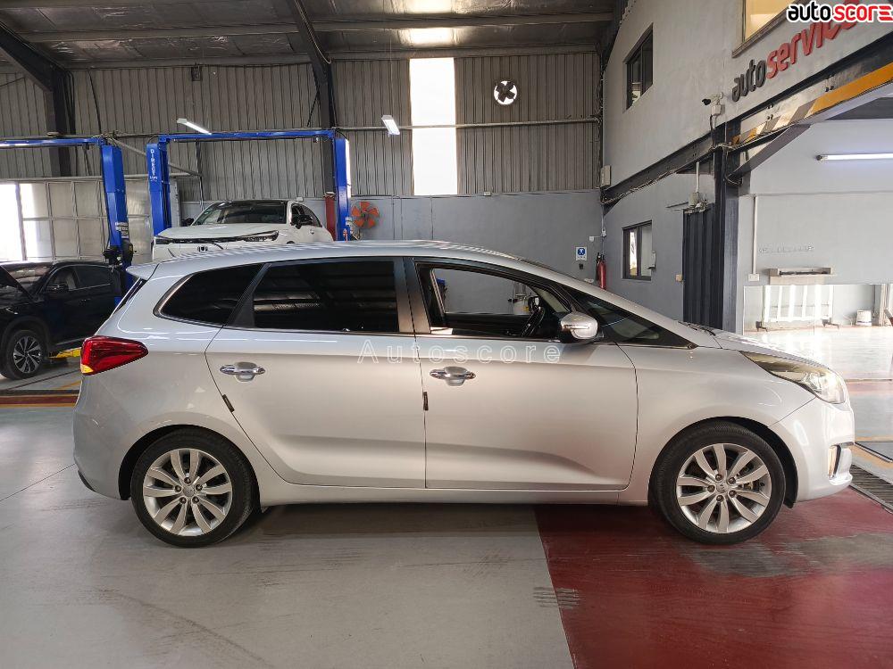 Kia Carens 2016 for sale in Amman