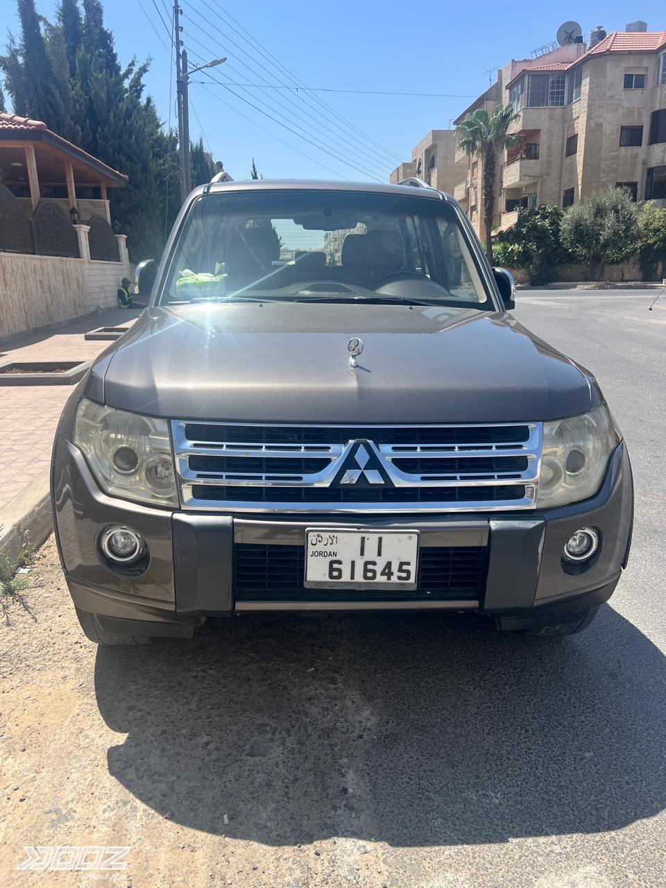 ميتسوبيشي Pajero 2010 للبيع في عمان