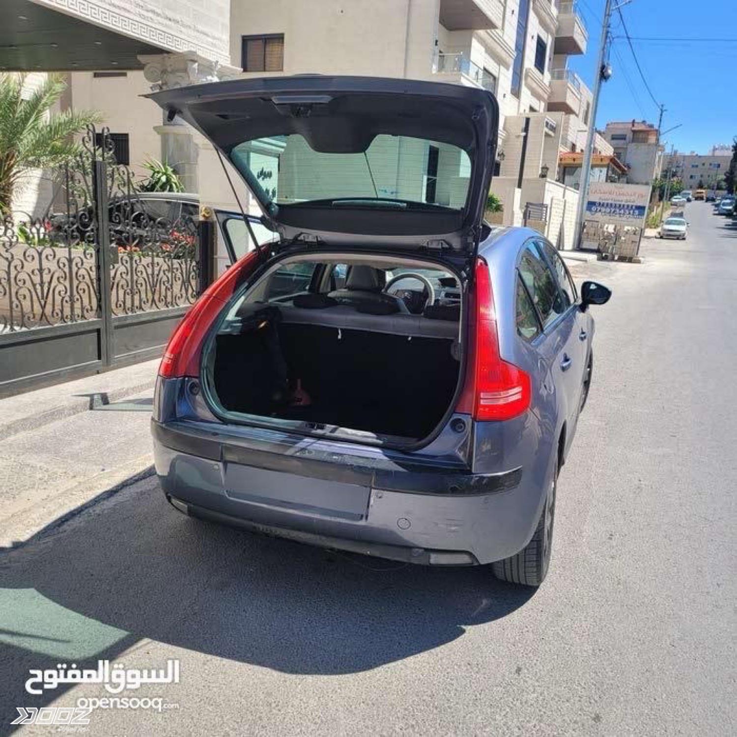 Citroen C4 2011 for sale in Amman
