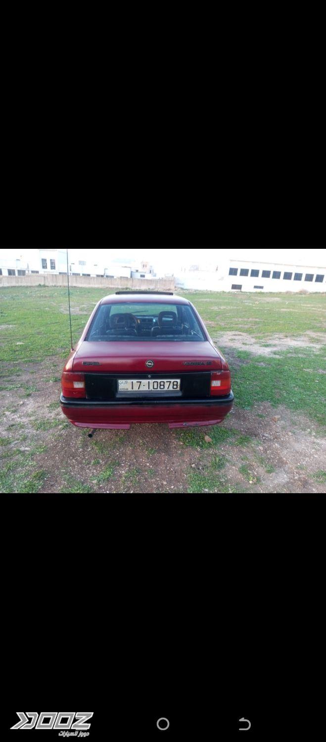 Opel Vectra A 1990 for sale in Mafraq