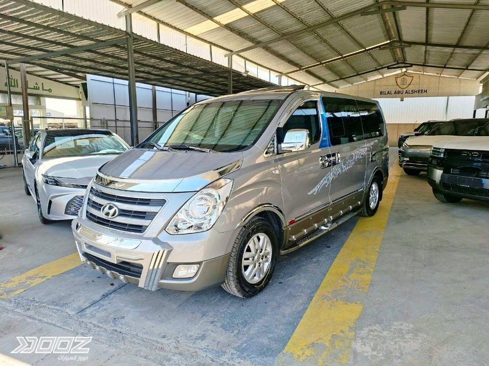 Hyundai H-1 2017 for sale in Amman