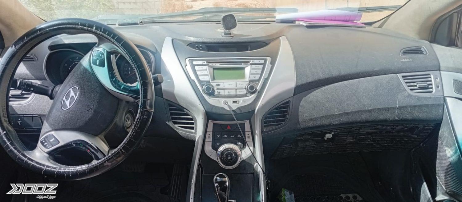 هيونداي Elantra 2012 للبيع في عمان