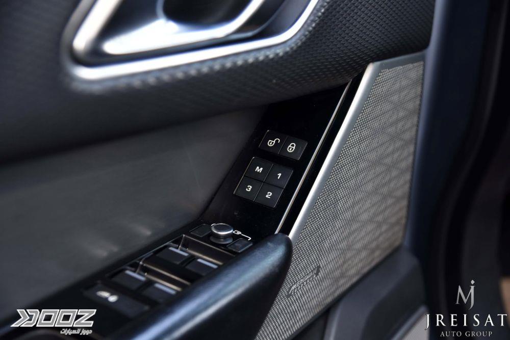 Land Rover Range Rover Velar 2018 for sale in Amman