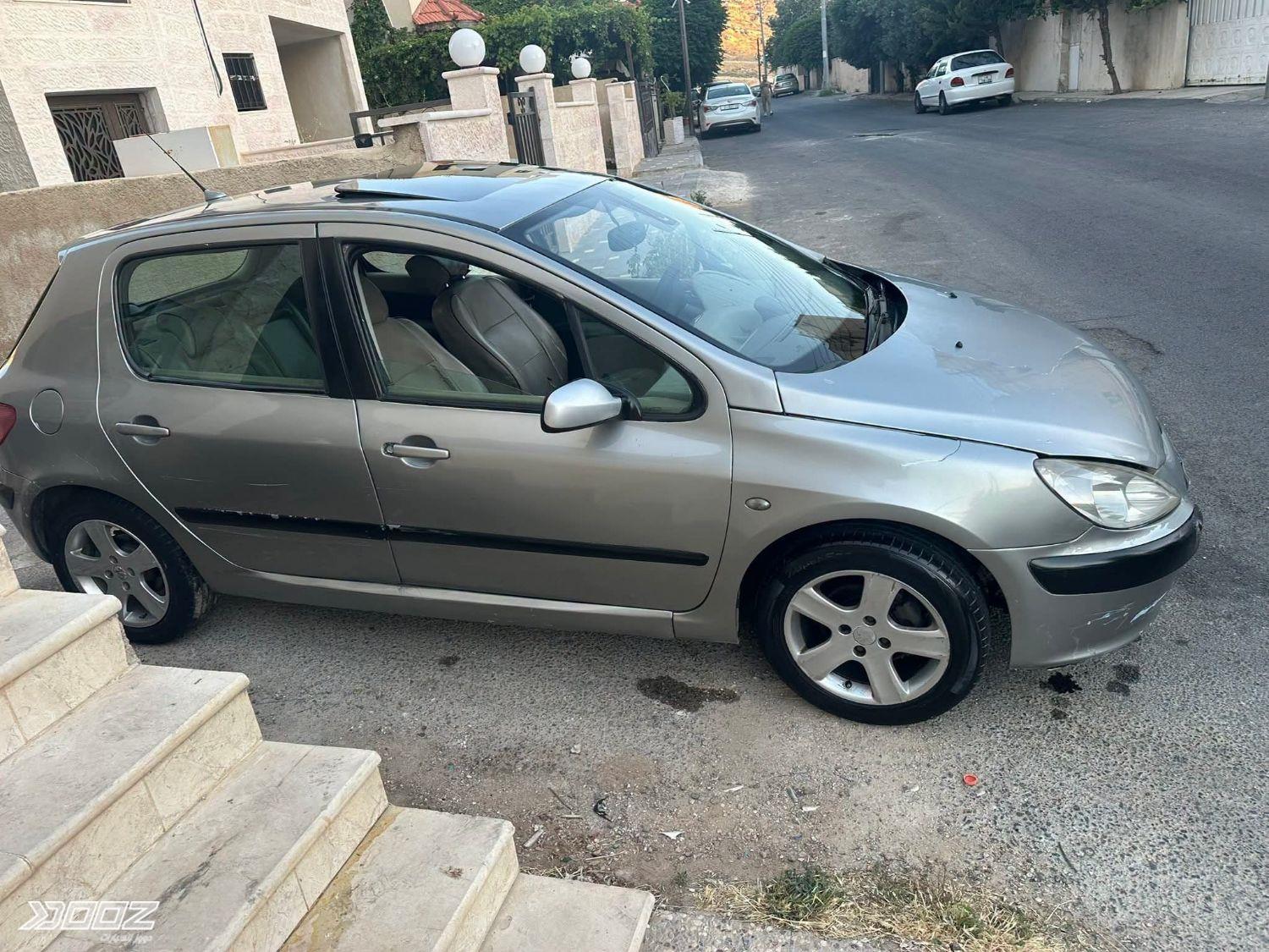بيجو 307 2004 للبيع في عمان