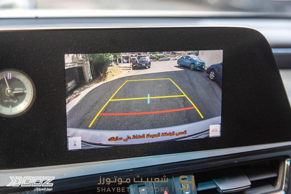 Lexus ES300H 2022 for sale in Amman