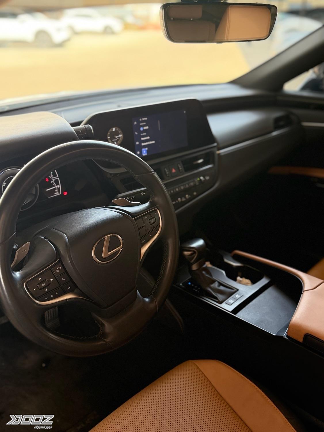 Lexus IS300 2024 for sale in Zarqa-freezone