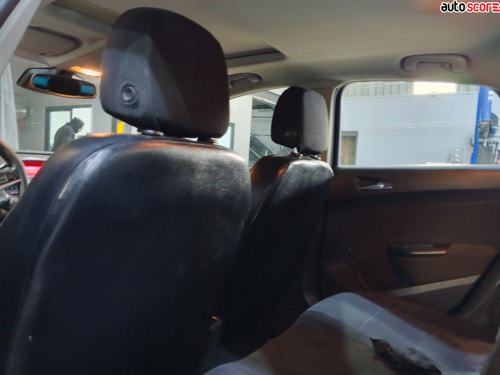 Opel Astra J 2015 for sale in Amman