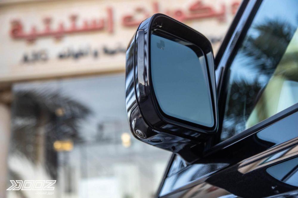 لاند روفر ديفندر بي 400 2023 للبيع في عمان