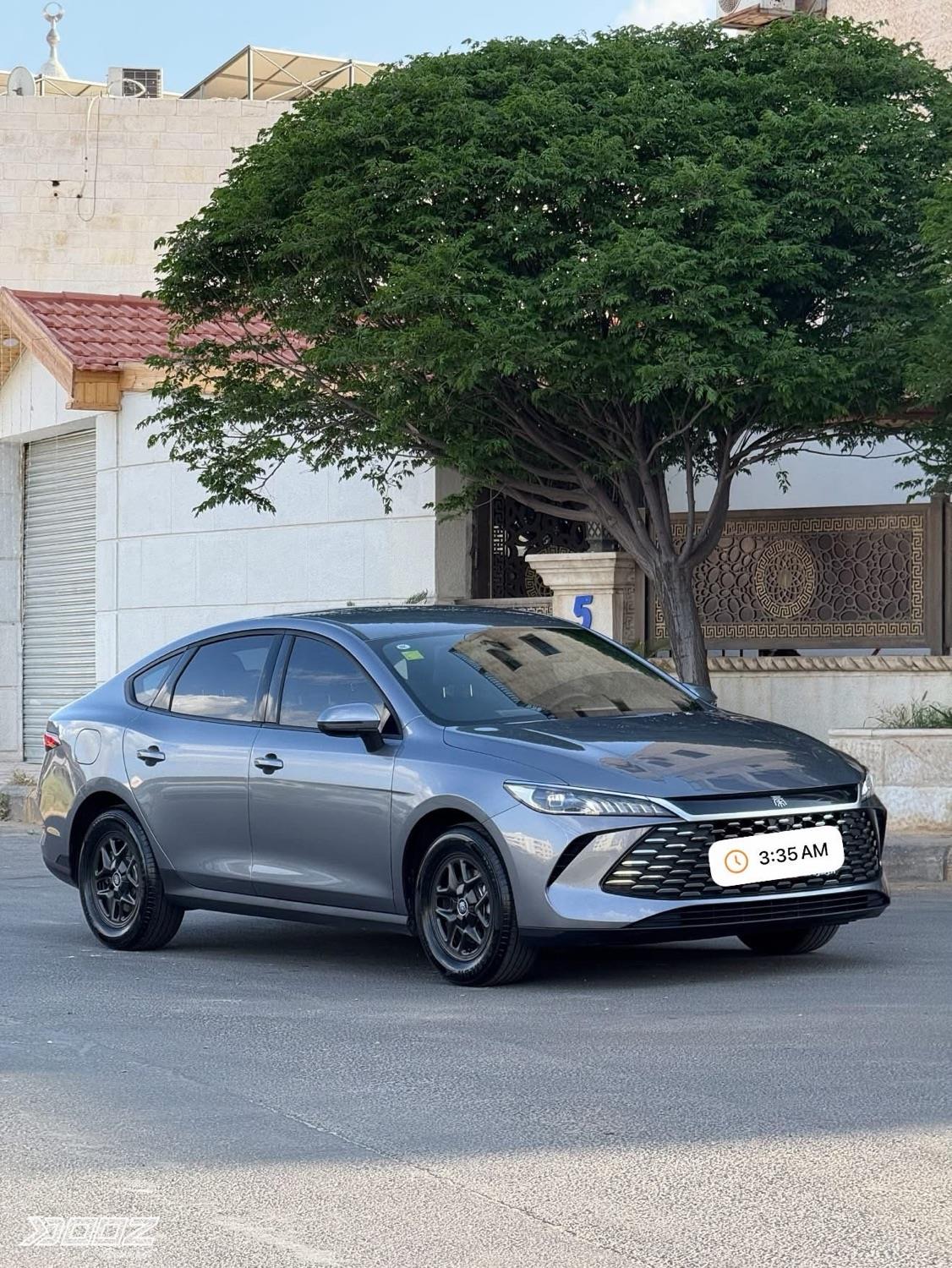 بي واي دي QIN Plus DM-i 2025 للبيع في عمان
