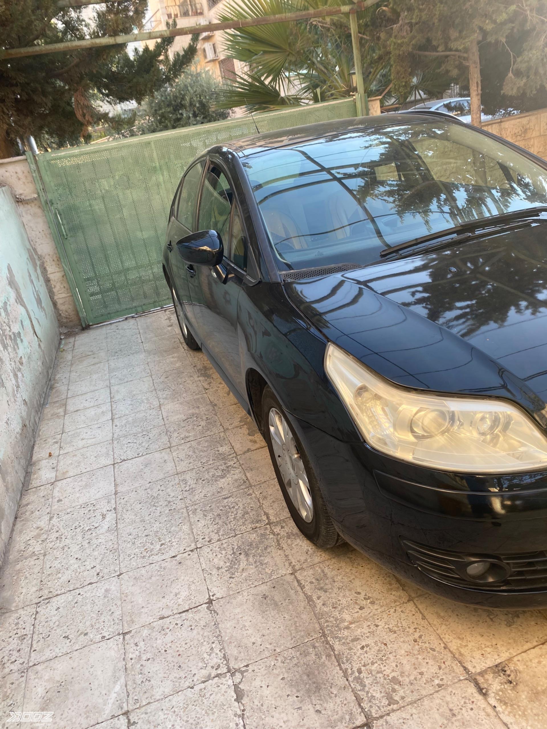 Citroen C4 2011 for sale in Amman