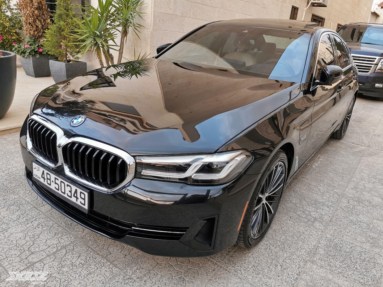 بي إم دبليو 530e 2022 للبيع في عمان