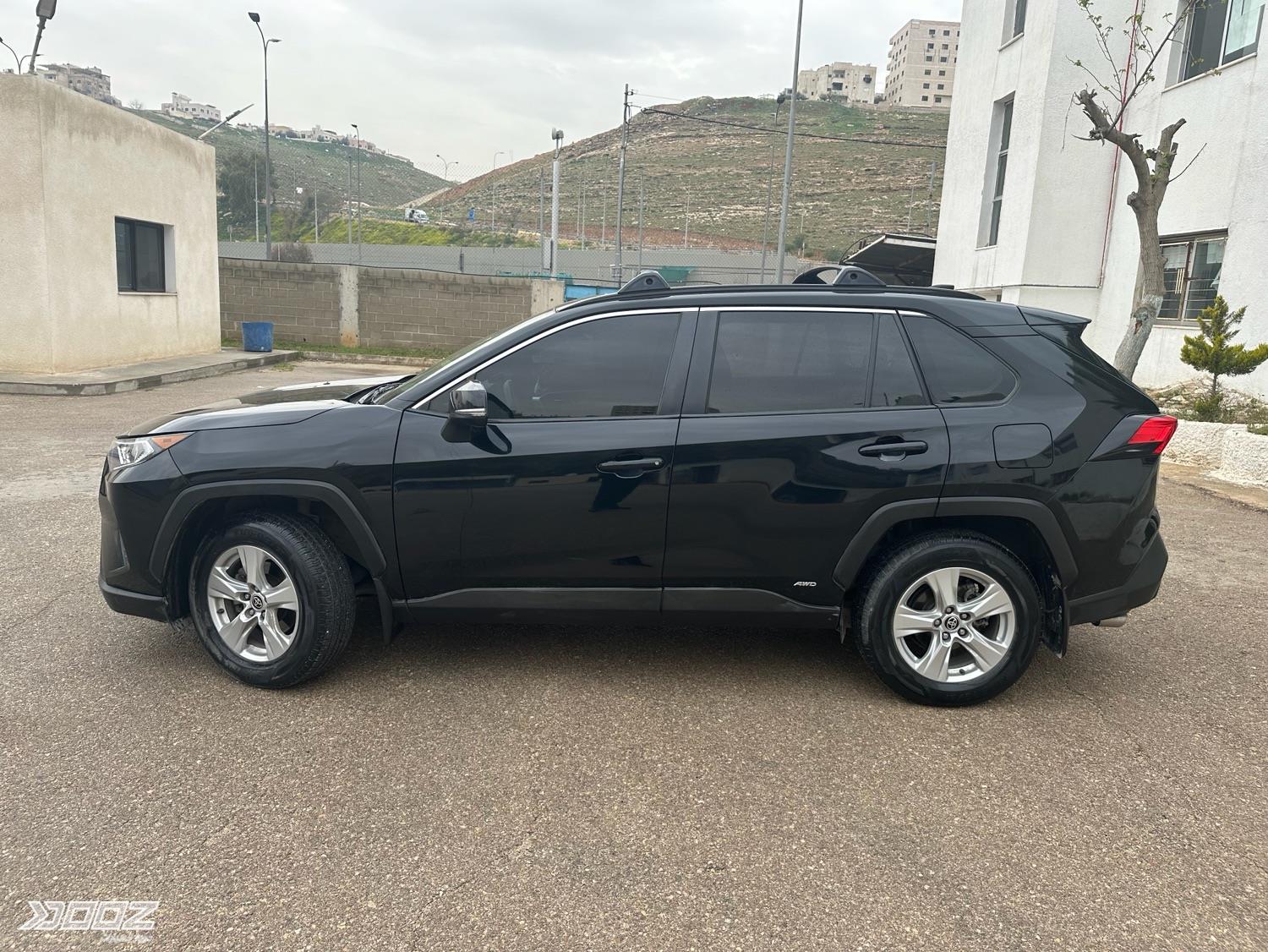Toyota RAV4 2020 for sale in Zarqa