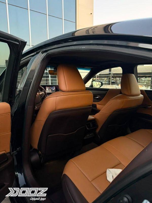 Lexus ES300H 2021 for sale in Zarqa-freezone