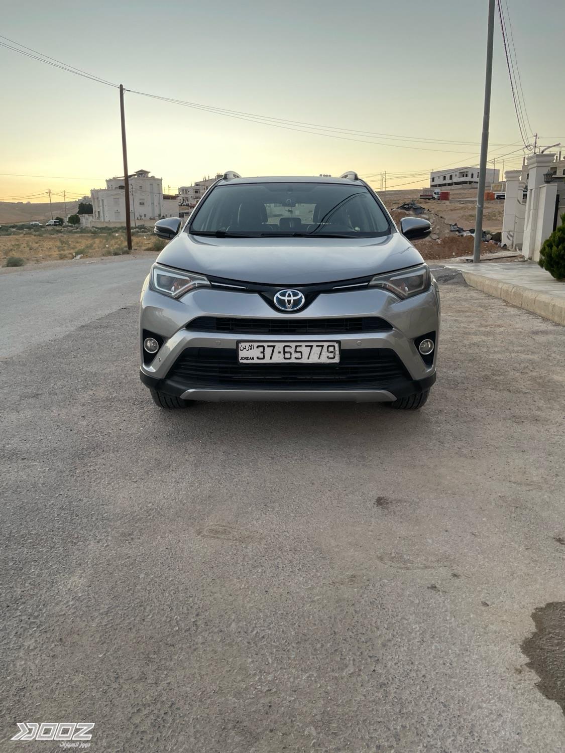 Toyota RAV4 2017 for sale in Zarqa