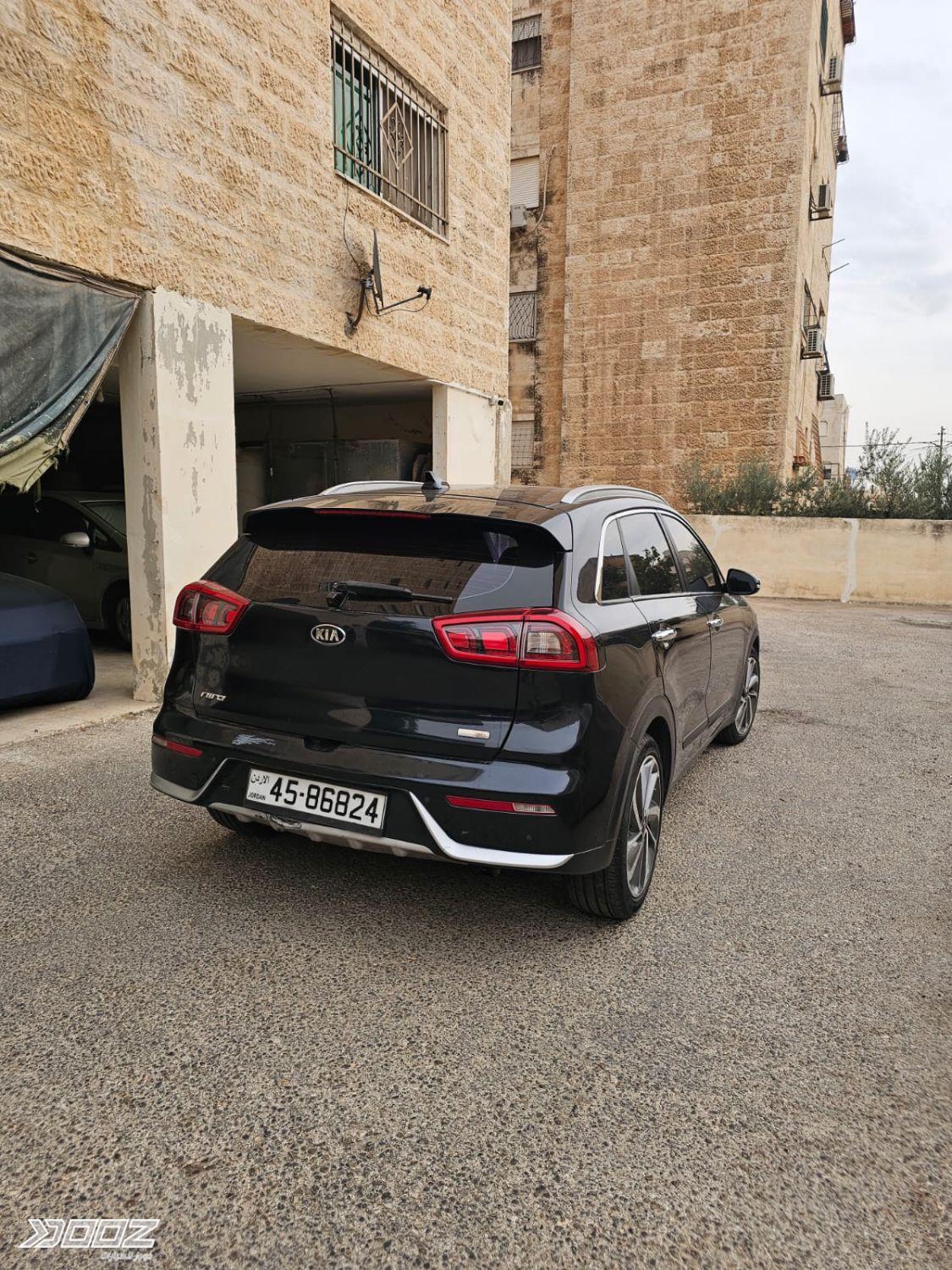 Kia Niro 2017 for sale in Amman