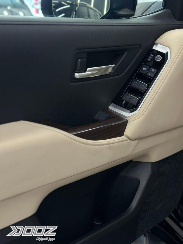 Toyota Land Cruiser 2023 for sale in Zarqa-freezone