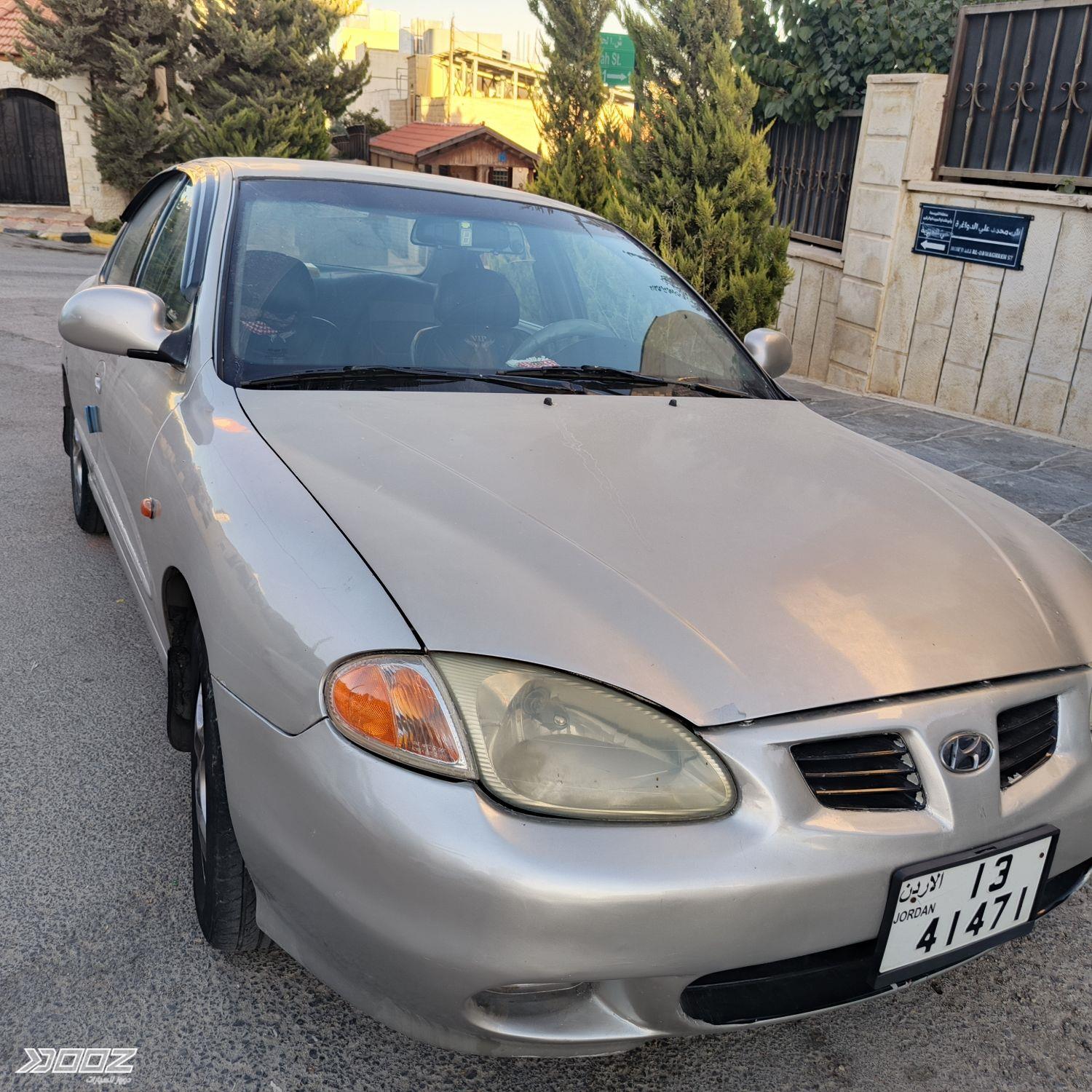 هيونداي Avante 2000 للبيع في عمان
